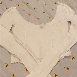 Off shoulder crop top